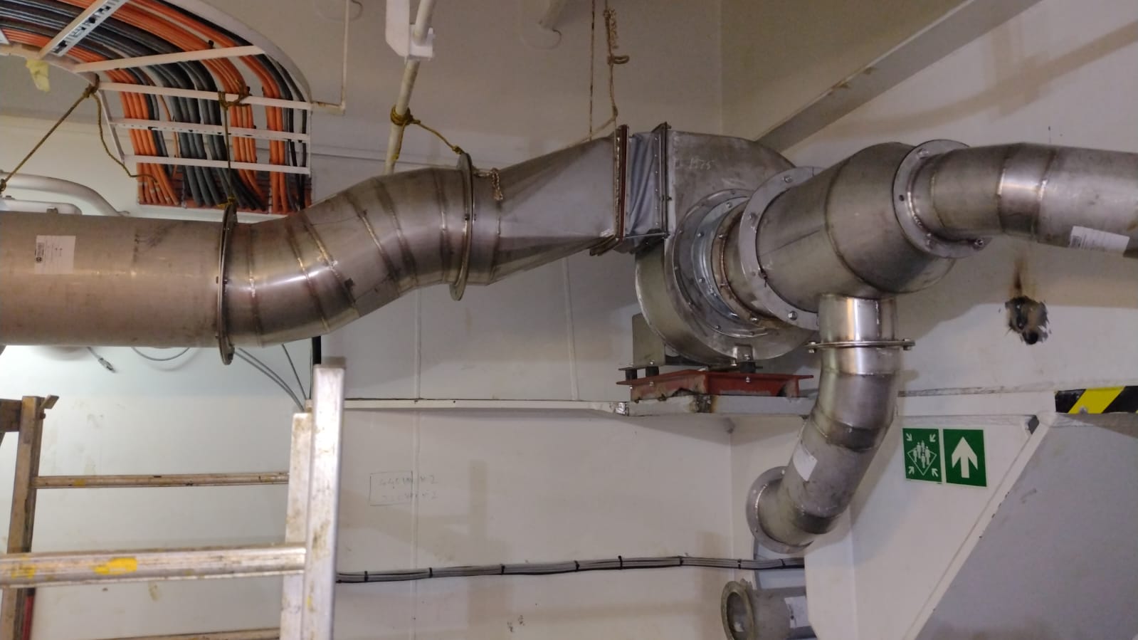 DUTOS INSTALADOS 1.jpg